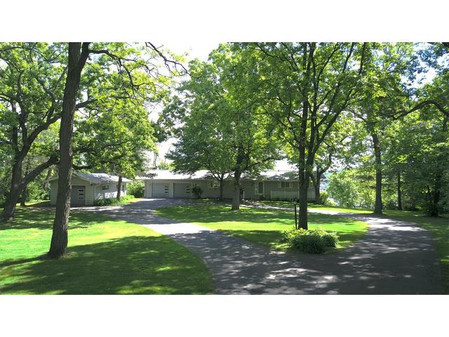 555 Perch Lake Rd