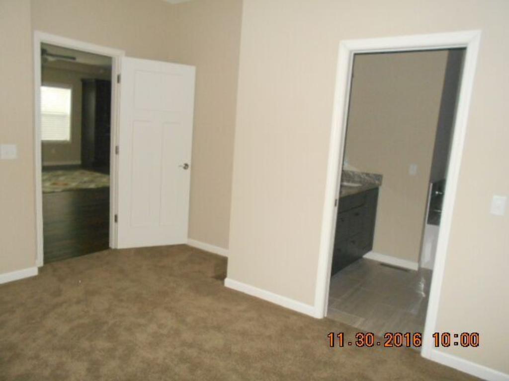 21313 Hytrail Cir