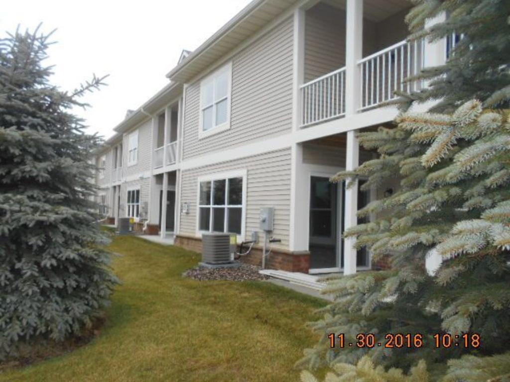 21317 Hytrail Cir