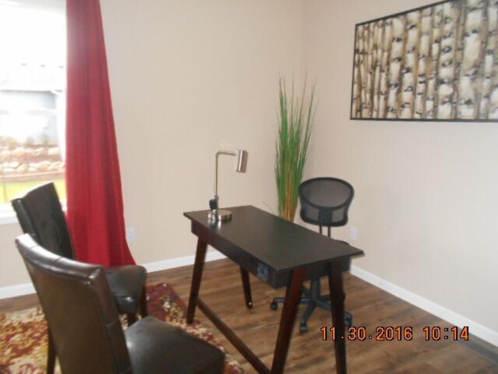 21317 Hytrail Cir