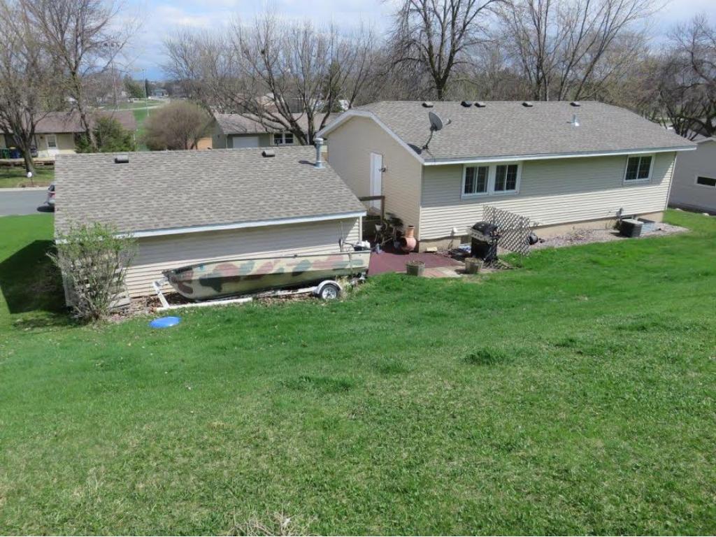 402 Horizon Dr SE