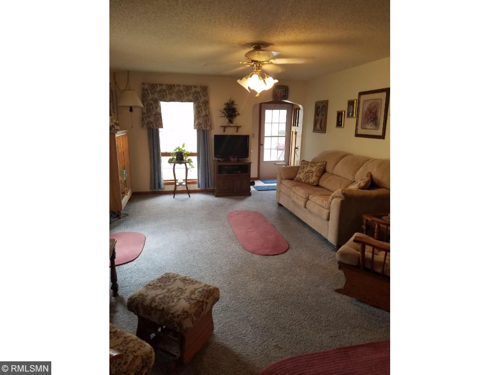 32452 Highway 47