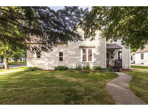206 Maple St