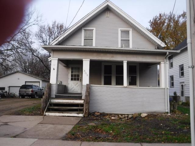 127 16th St NE