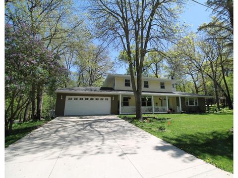 2425 Mossy Creek Dr