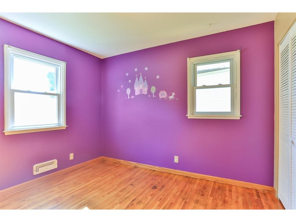 3679 Upper 149th St W
