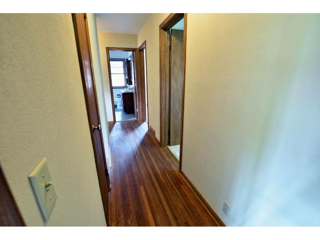 1420 Upper 55th St E