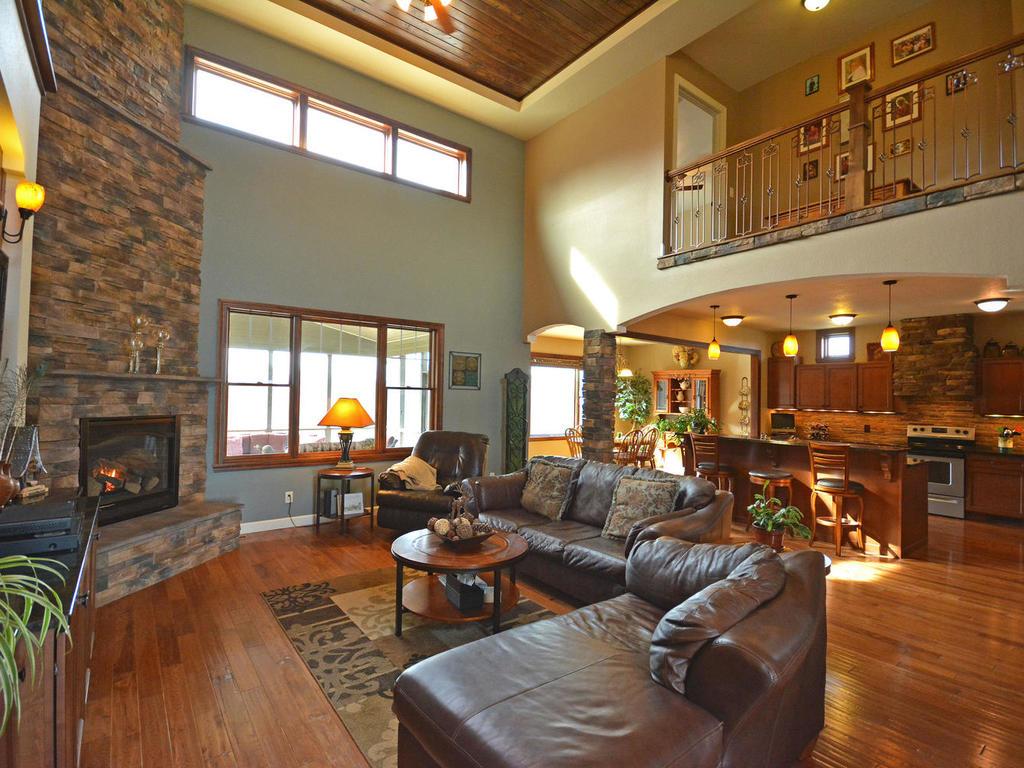 559 Newman Trl