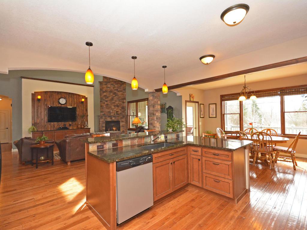 559 Newman Trl