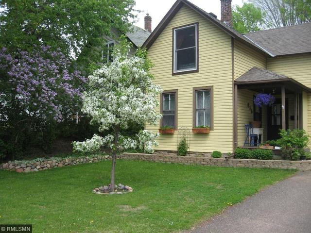 1518 Cottage Dr
