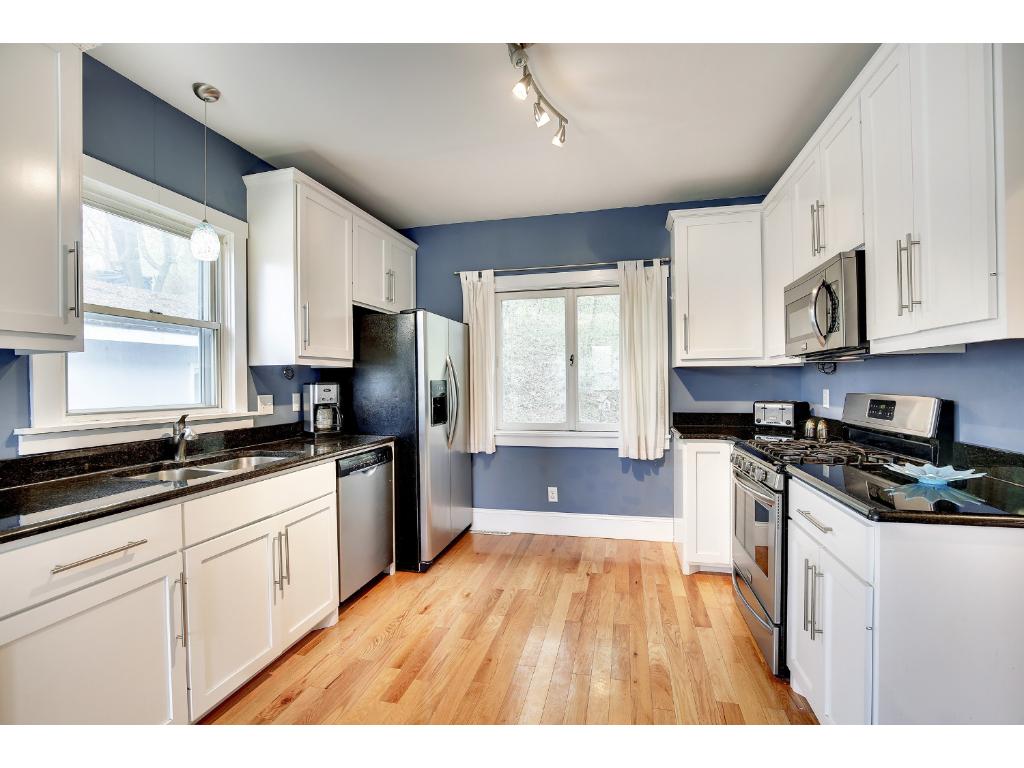 2016 Broadway St N, Stillwater MN 55082