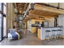 300 Wall St #606