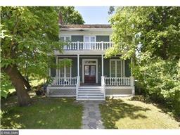 300 Wall St #606