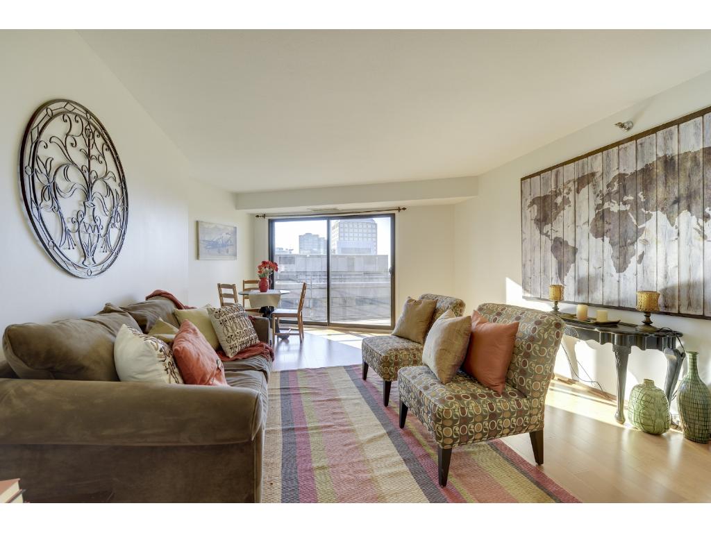 26 10th St W #1105