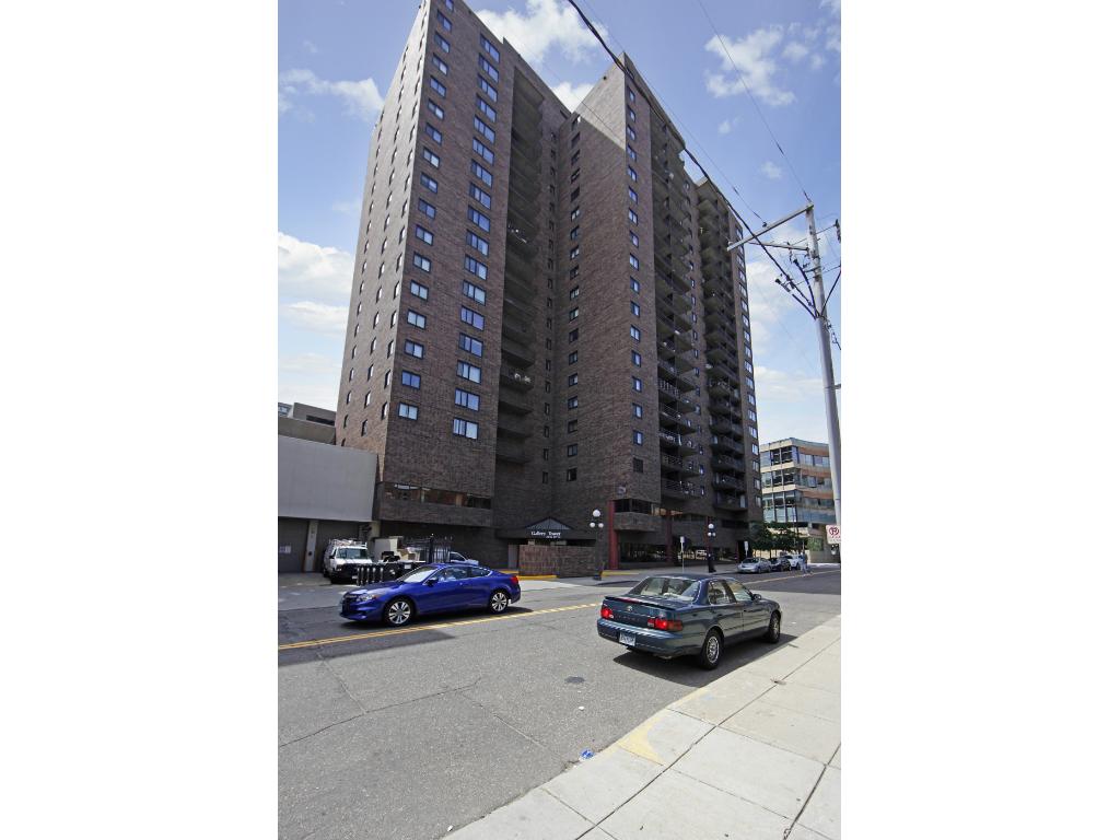 26 10th St W #1105