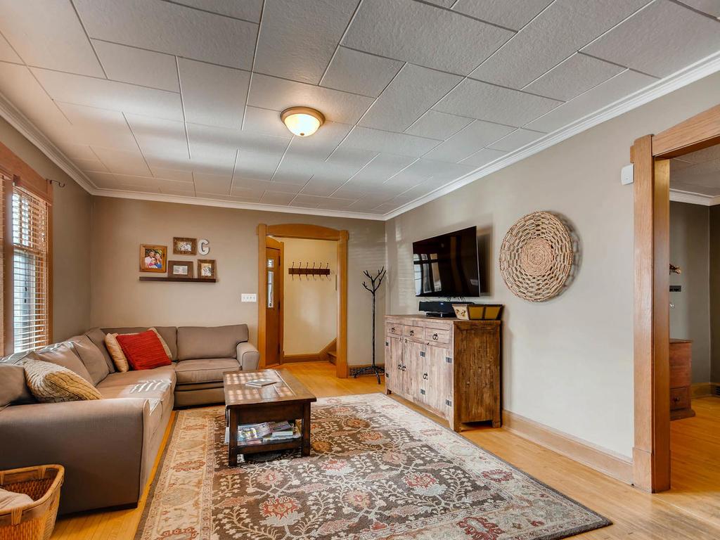 408 Aurora Ave