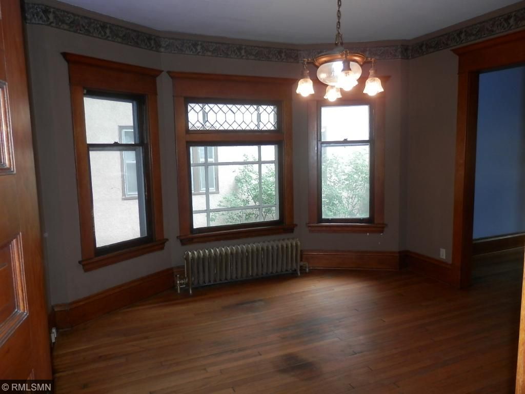 885 Sherburne Ave