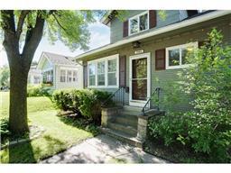 1738 Saint Clair Ave