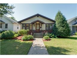1738 Saint Clair Ave