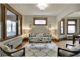 1738 Saint Clair Ave