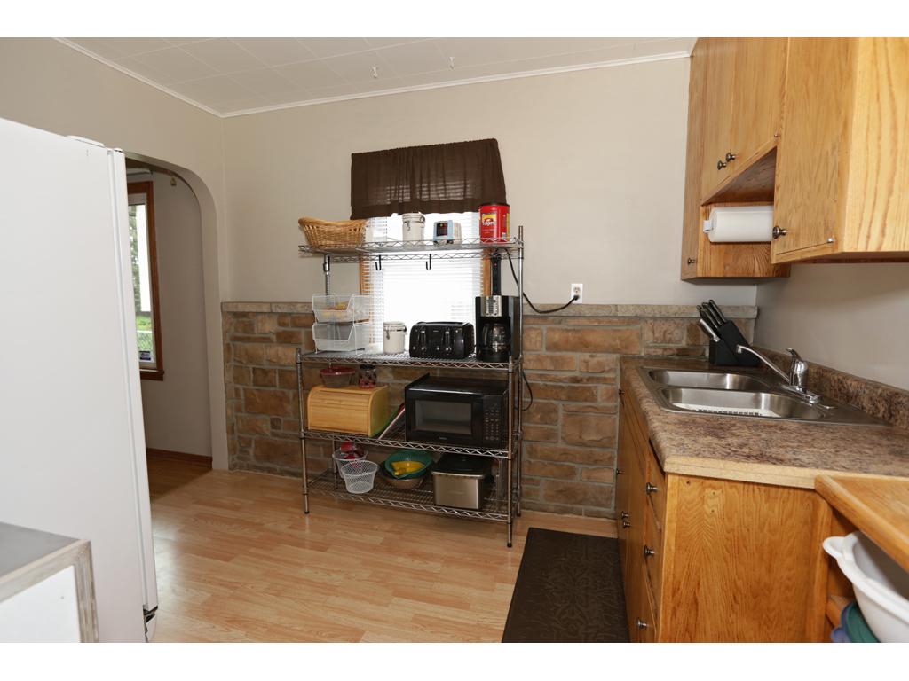 1571 Arcade St, Saint Paul MN 55106