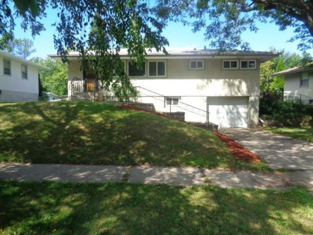 1577 Ivy Ave E