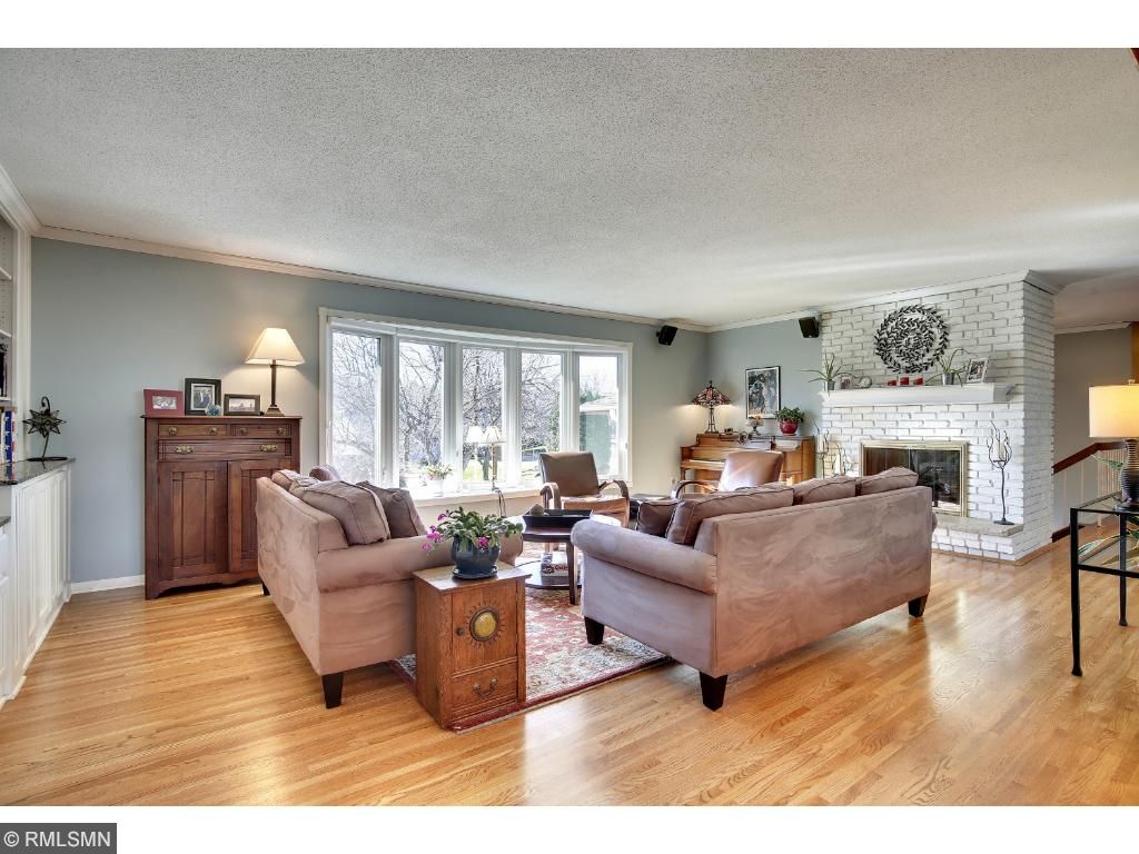 1233 Karth Lake Dr