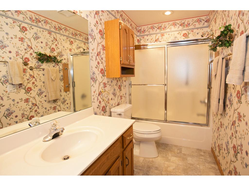 1695 Brueberry Ln