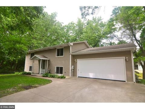 463 County Road C W