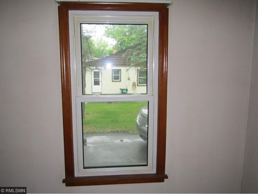 For Sale: 2122 Minnehaha Ave E Saint Paul, MN 55119