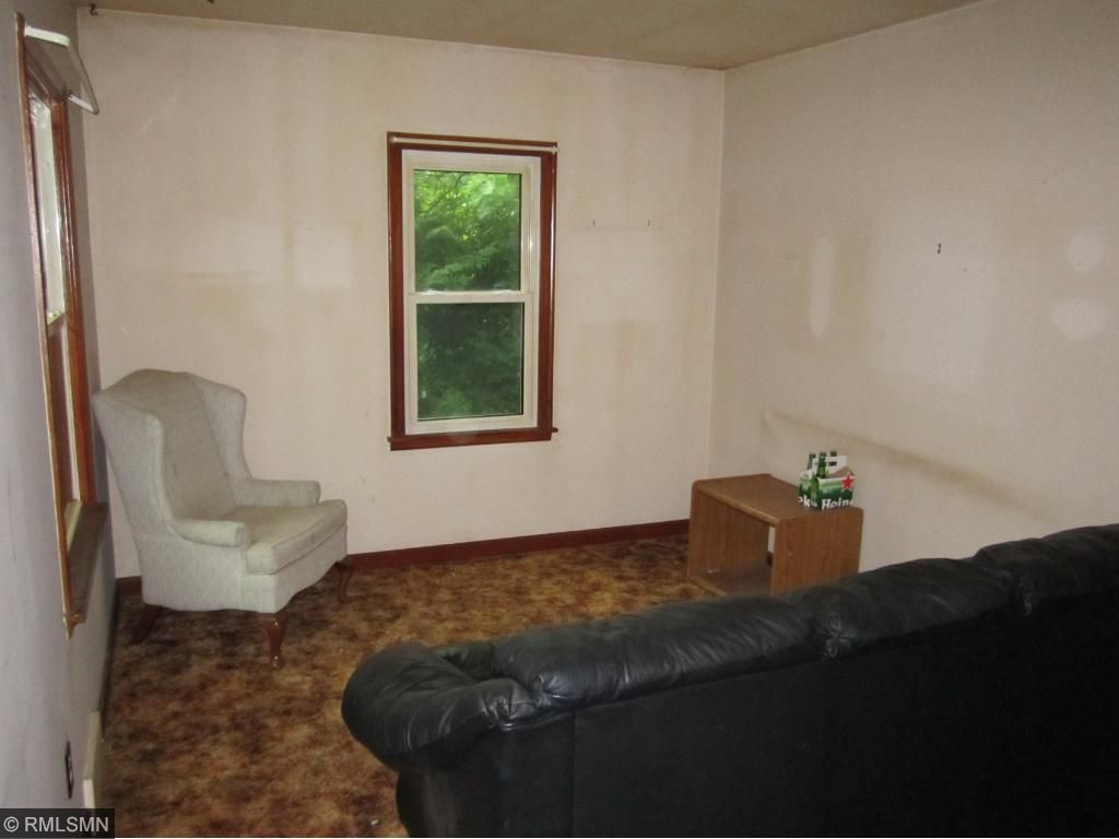For Sale: 2122 Minnehaha Ave E Saint Paul, MN 55119