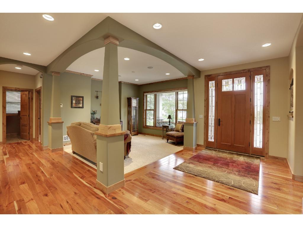 For Sale: 13306 Galleria Ct Saint Paul, MN 55124