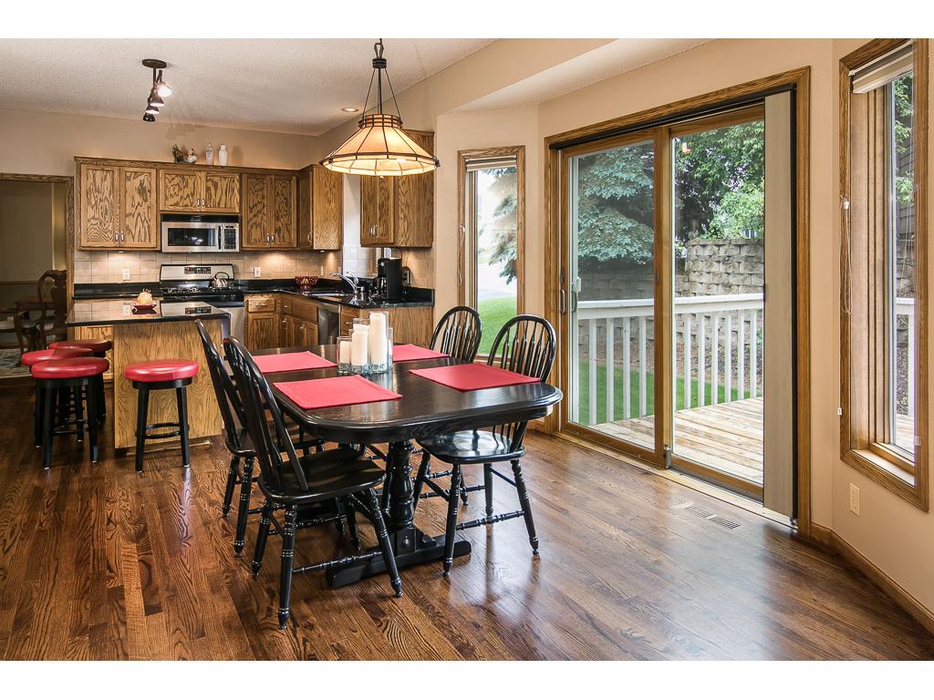 For Sale: 4833 Four Seasons Dr Saint Paul, MN 55125
