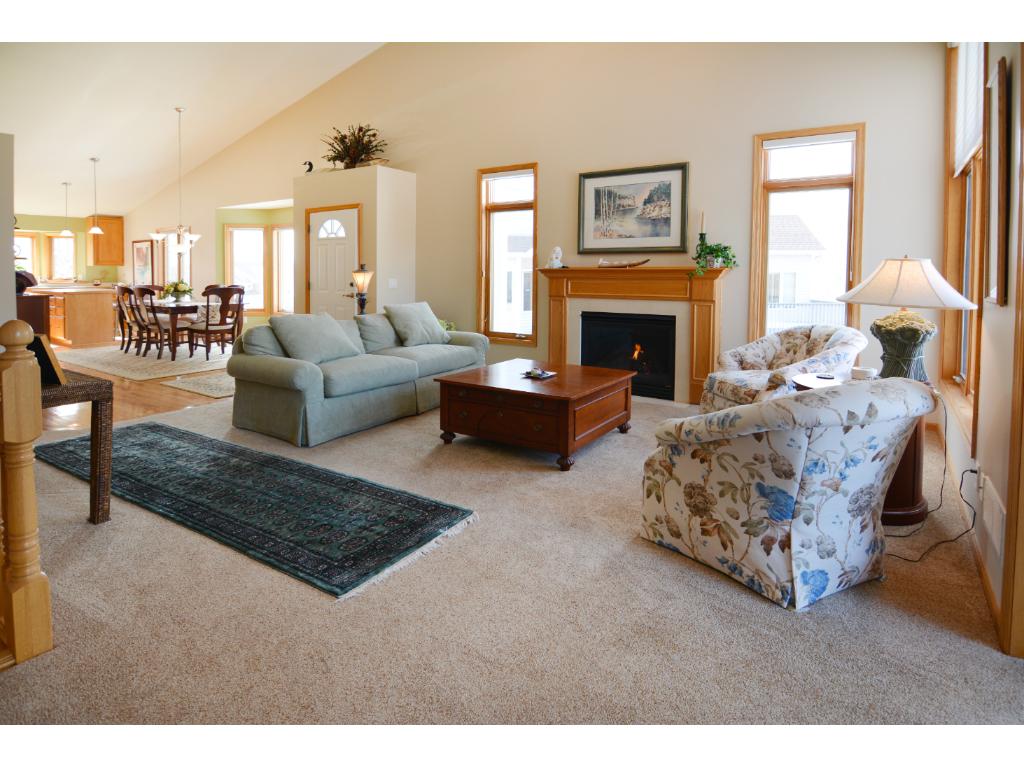 4314 Pond View Dr