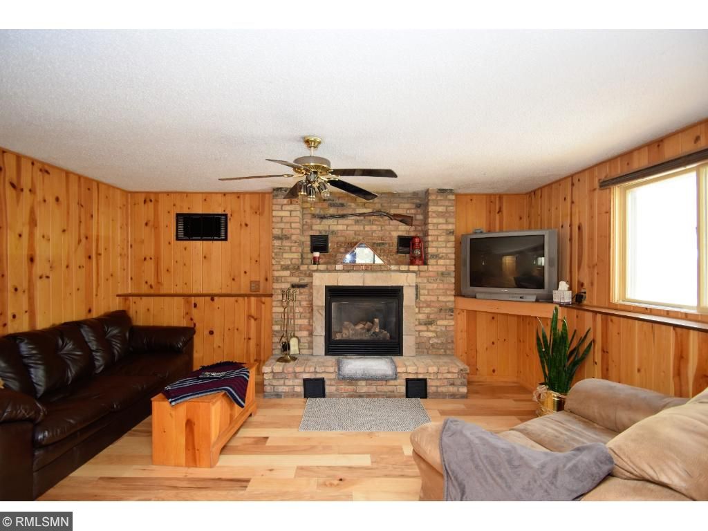 16637 Mankato St NE