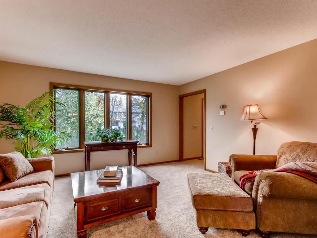 15101 Sunrise Ln