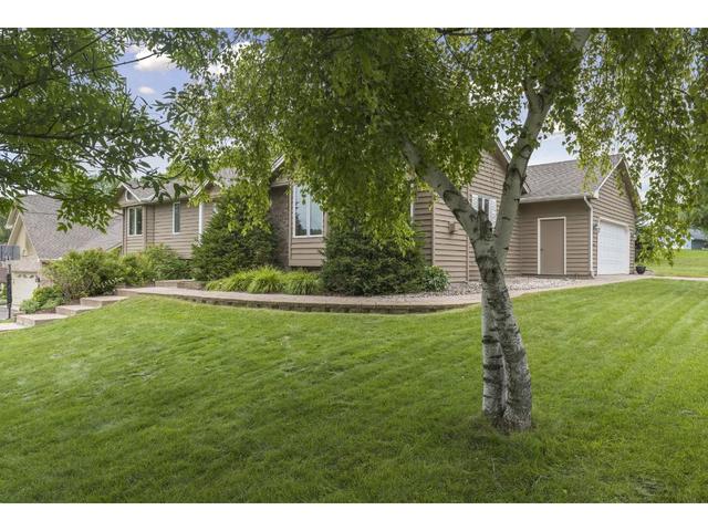 8402 Passfield Turn