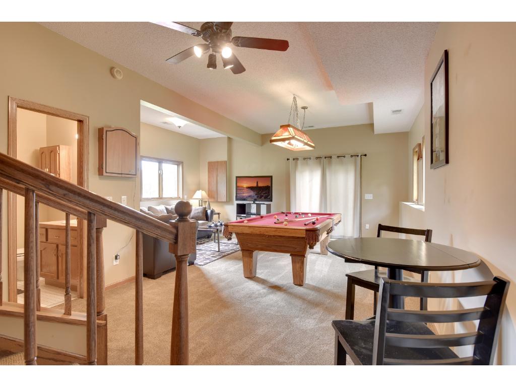 8402 Passfield Turn