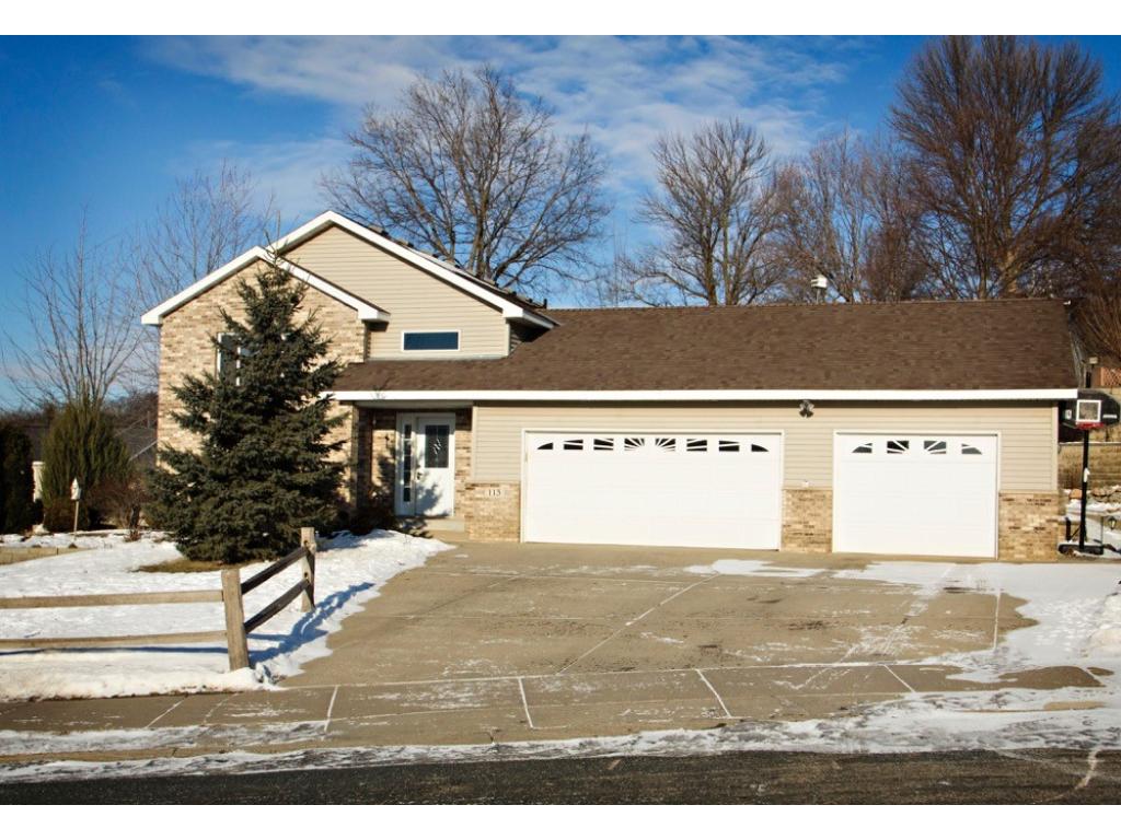 930 Golden Pond Ct