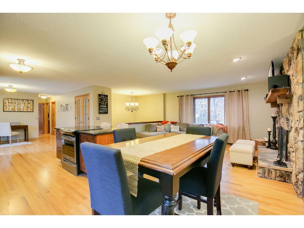 752 Carl Ave