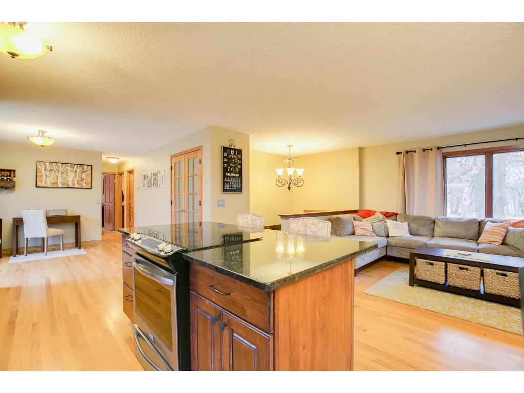 752 Carl Ave