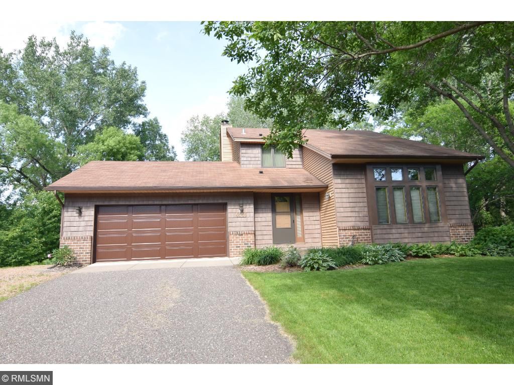 For Sale: 4549 Saddlewood Dr Minnetonka, MN 55345