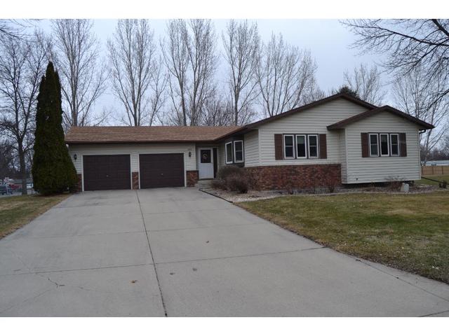 541 4th Ave SW