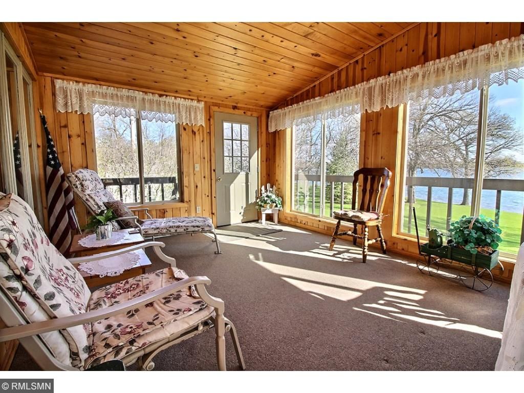 350 Big Woods Ln