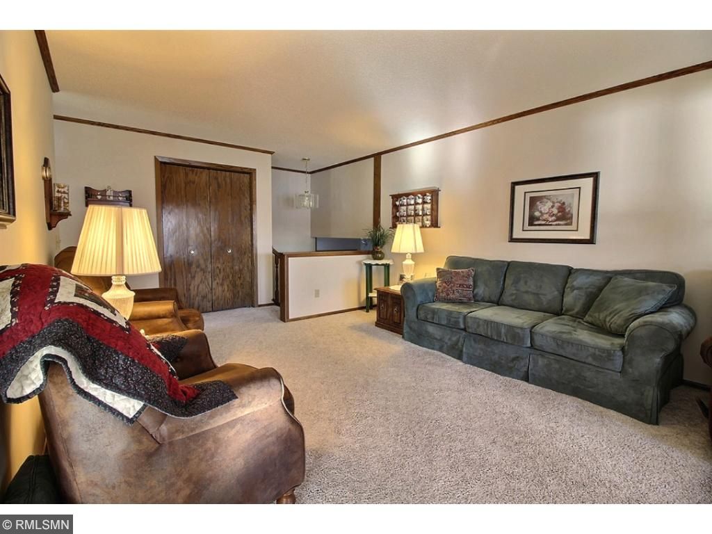 350 Big Woods Ln