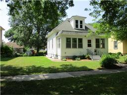 40 Ash Ave S