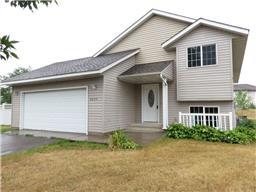 9427 Oriole Ln