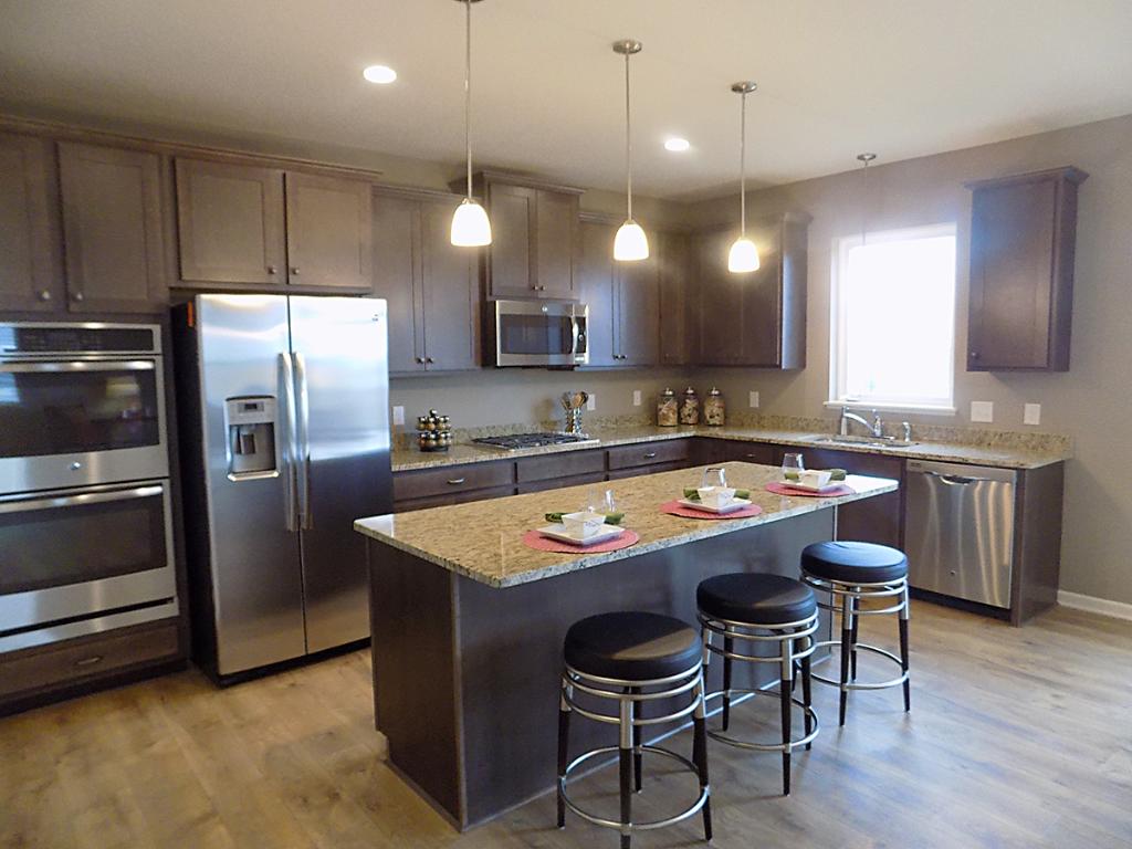 For Sale: 975 Orchard Trl Mound, MN 55364