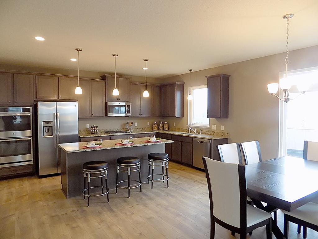 For Sale: 975 Orchard Trl Mound, MN 55364