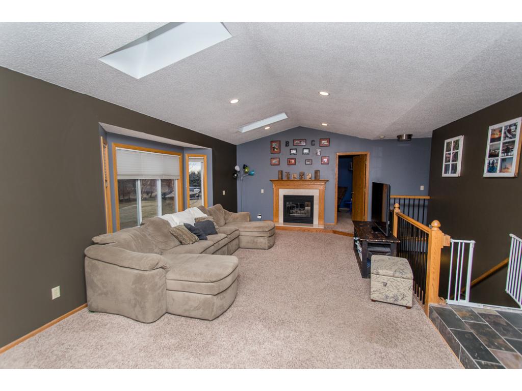 3571 Kahler Dr NE